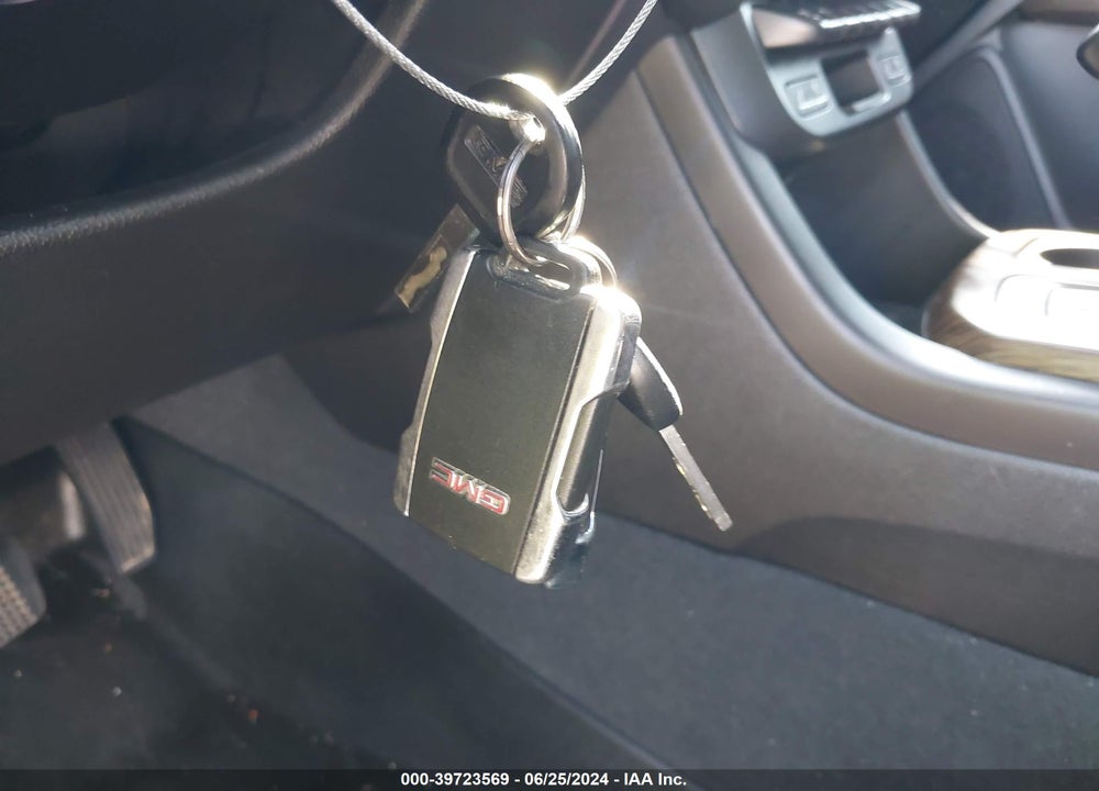 2019 GMC CANYON DENALI VIN: 1GTP6EE1XK1184209