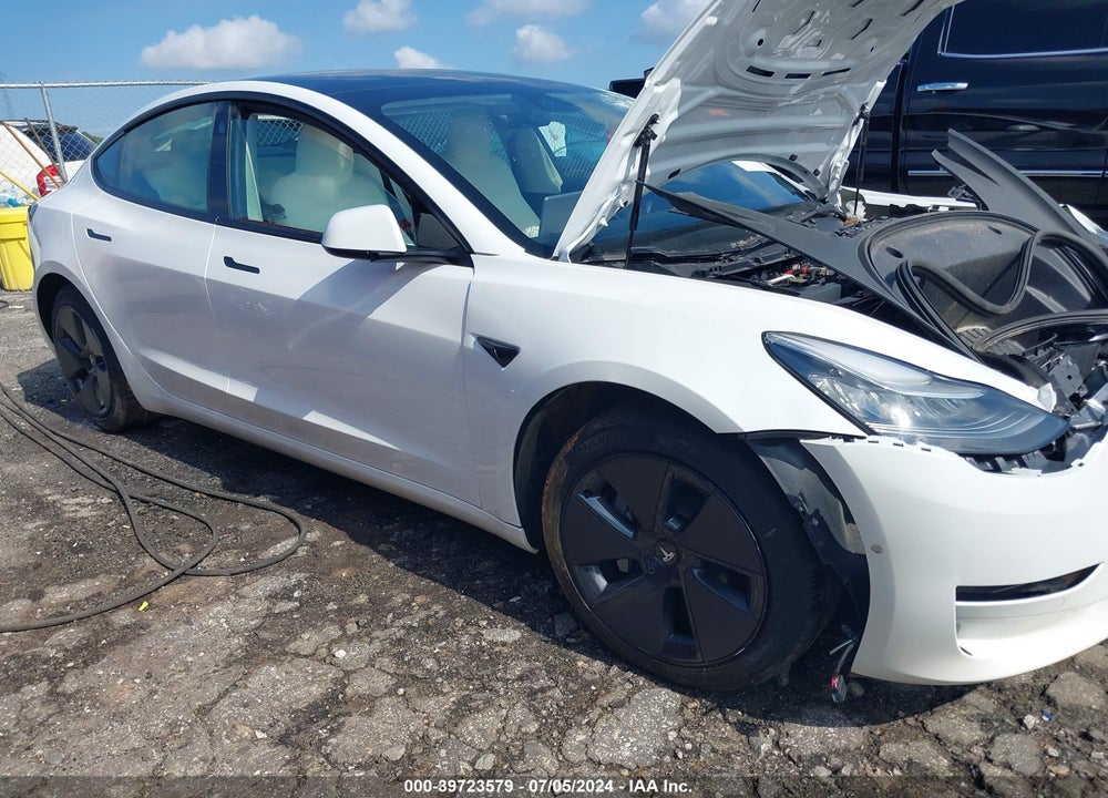 2021 TESLA MODEL 3 STANDARD RANGE PLUS REAR-WHEEL DRIVE VIN: 5YJ3E1EAXMF851865