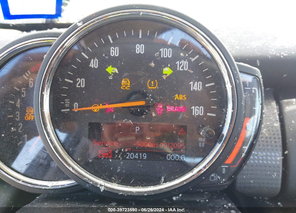 2020 MINI HARDTOP COOPER VIN: WMWXU7C01L2L52467