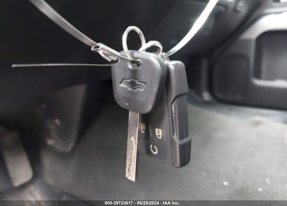 2015 CHEVROLET SILVERADO 1500 1LT VIN: 1GCVKREC5FZ442848