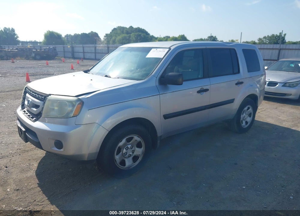 2010 HONDA PILOT LX VIN: 5FNYF3H21AB004876