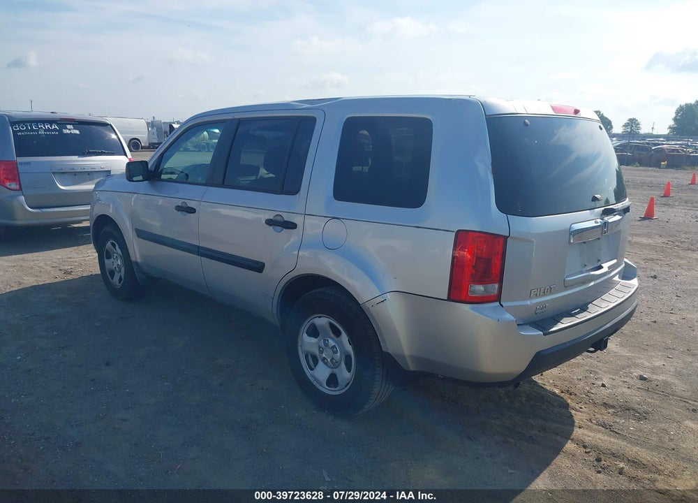 2010 HONDA PILOT LX VIN: 5FNYF3H21AB004876