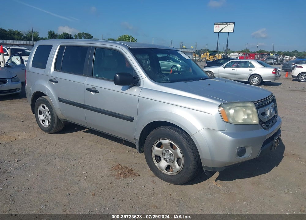 2010 HONDA PILOT LX VIN: 5FNYF3H21AB004876
