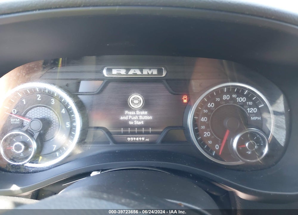 2022 RAM 1500 BIG HORN 4X4 5'7 BOX VIN: 1C6RRFFG6NN385067