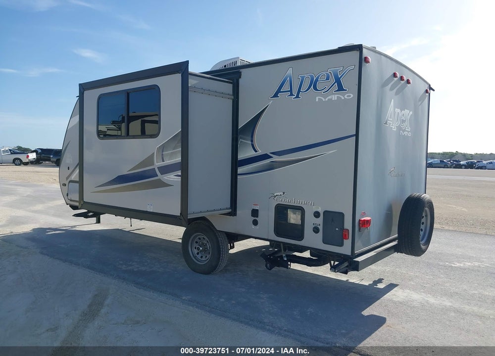 2018 APEX NANO VIN: 5ZT2CXHC3JL003531