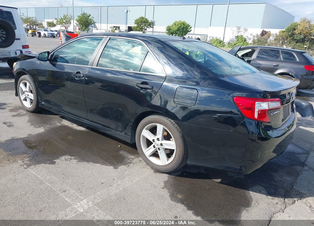 2013 TOYOTA CAMRY SE VIN: 4T1BF1FK6DU289790