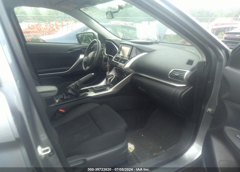 2020 MITSUBISHI ECLIPSE CROSS VIN: JA4AT3AA4LZ034375