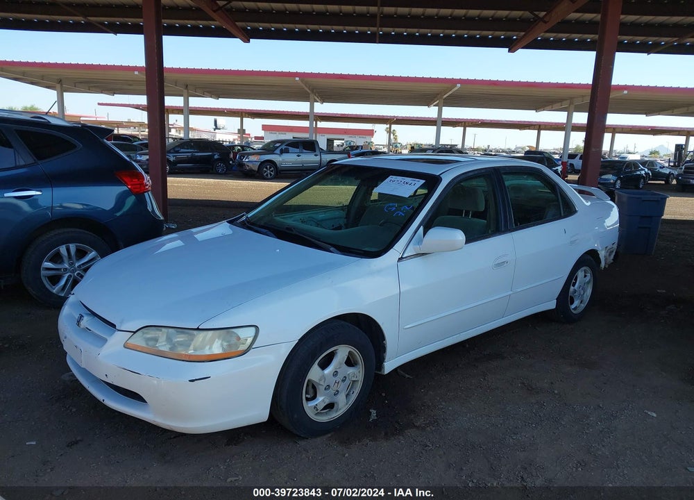 1999 HONDA ACCORD EX VIN: 1HGCG5556XA025758