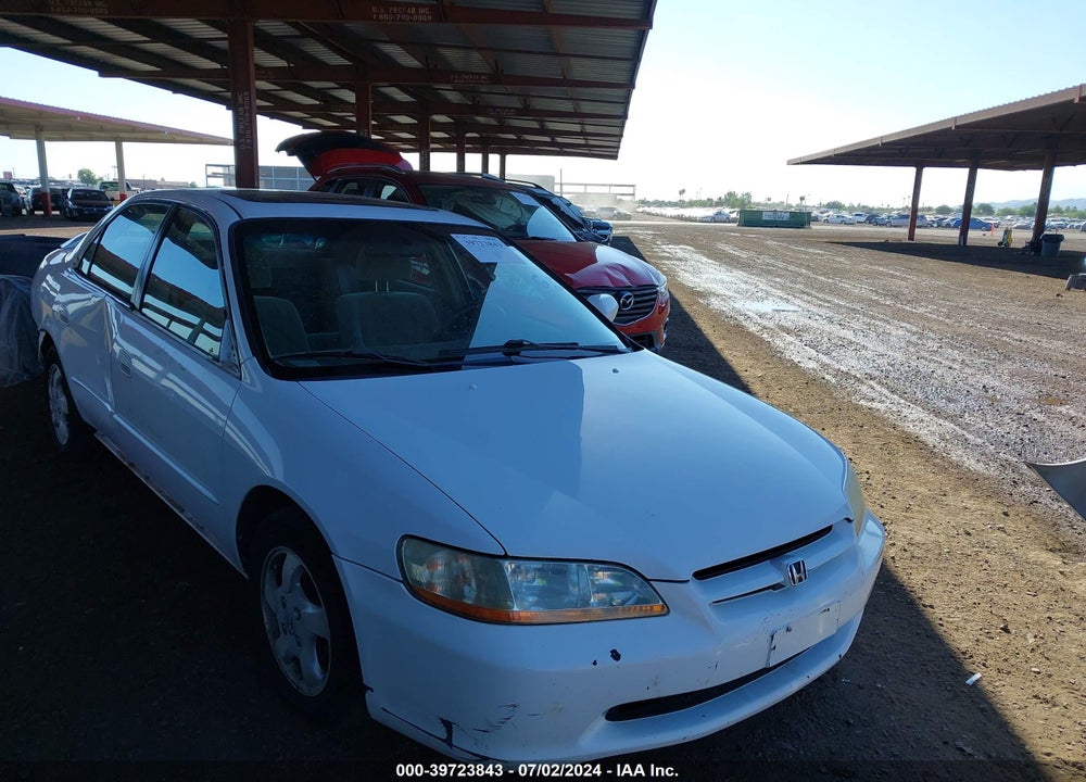 1999 HONDA ACCORD EX VIN: 1HGCG5556XA025758