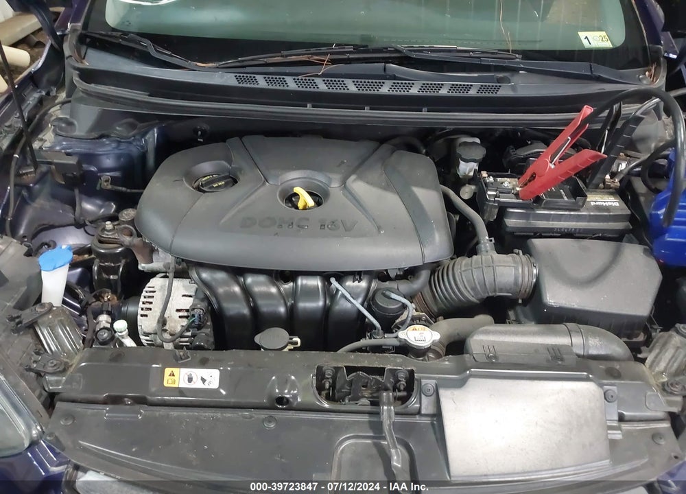 2013 HYUNDAI ELANTRA VIN: 5NPDH4AE8DH385988