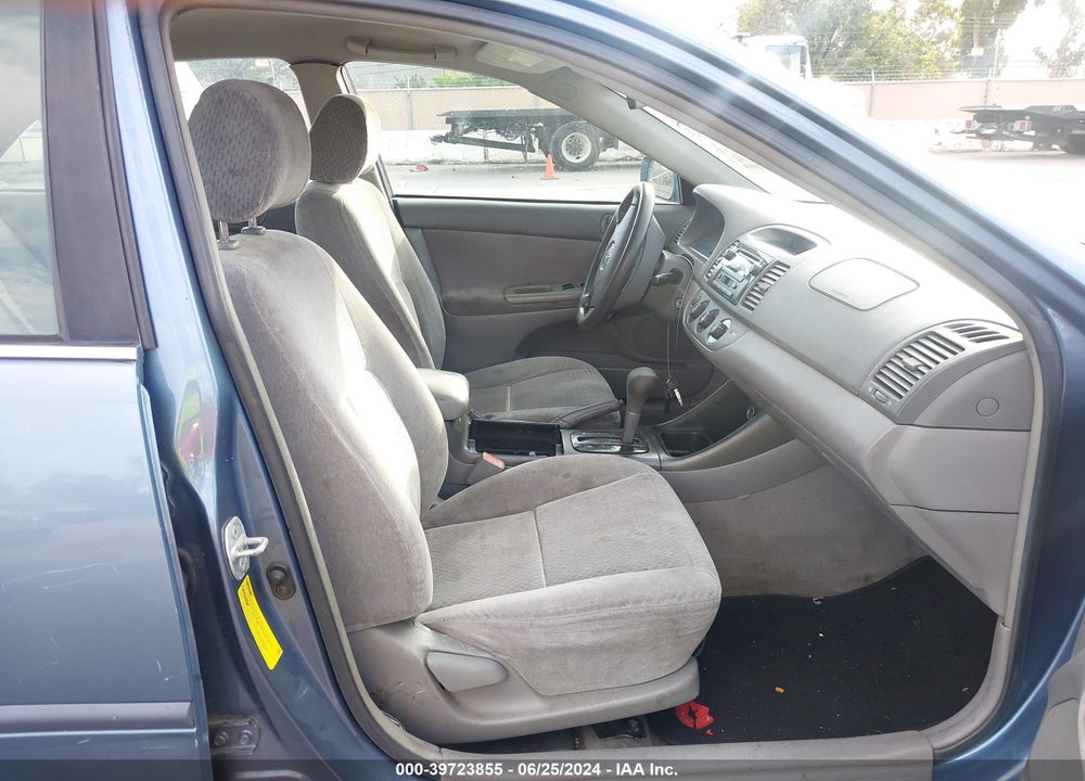 2002 TOYOTA CAMRY LE V6 VIN: 4T1BF30K32U502809
