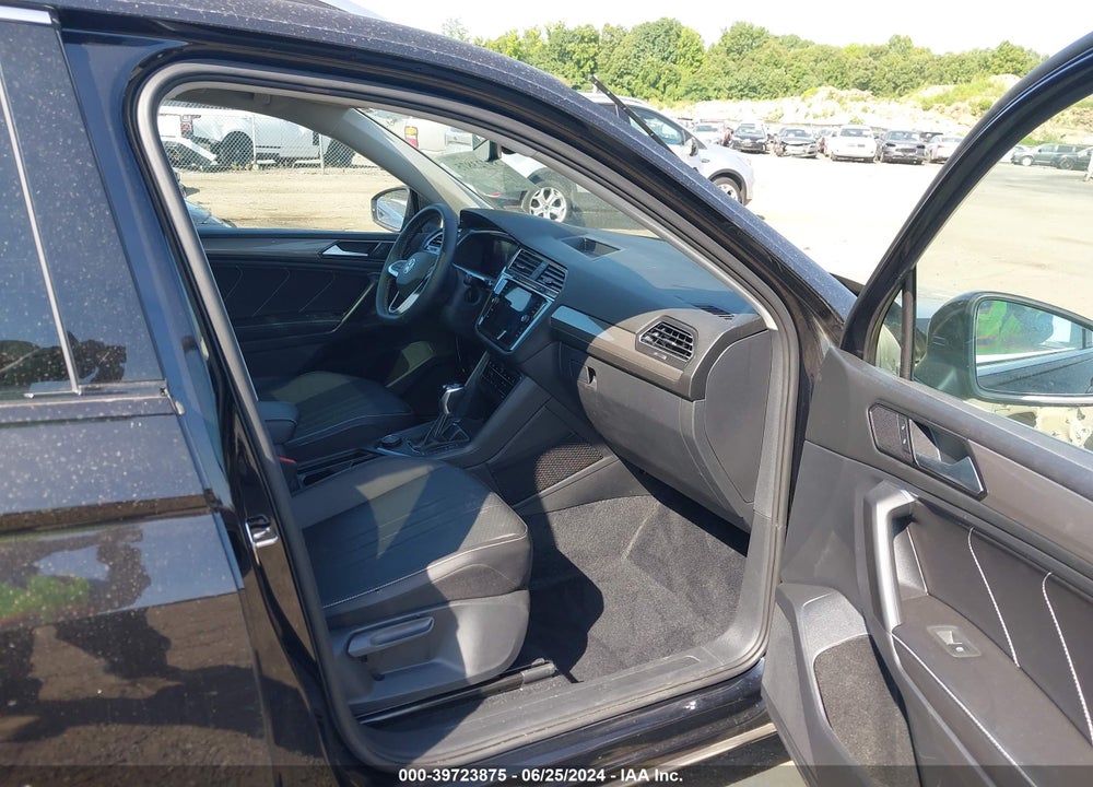 2022 VOLKSWAGEN TIGUAN 2.0T SE VIN: 3VV2B7AX4NM143241