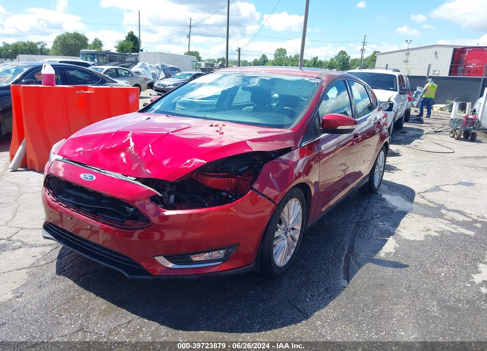 2015 FORD FOCUS TITANIUM VIN: 1FADP3N21FL361579