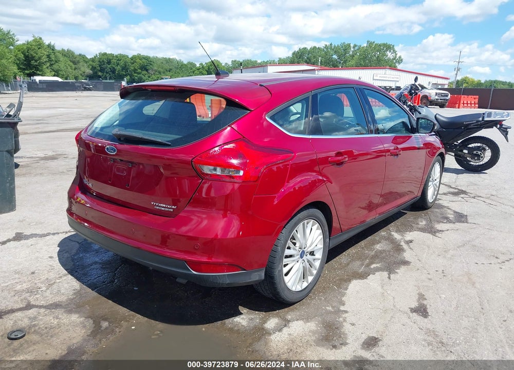 2015 FORD FOCUS TITANIUM VIN: 1FADP3N21FL361579
