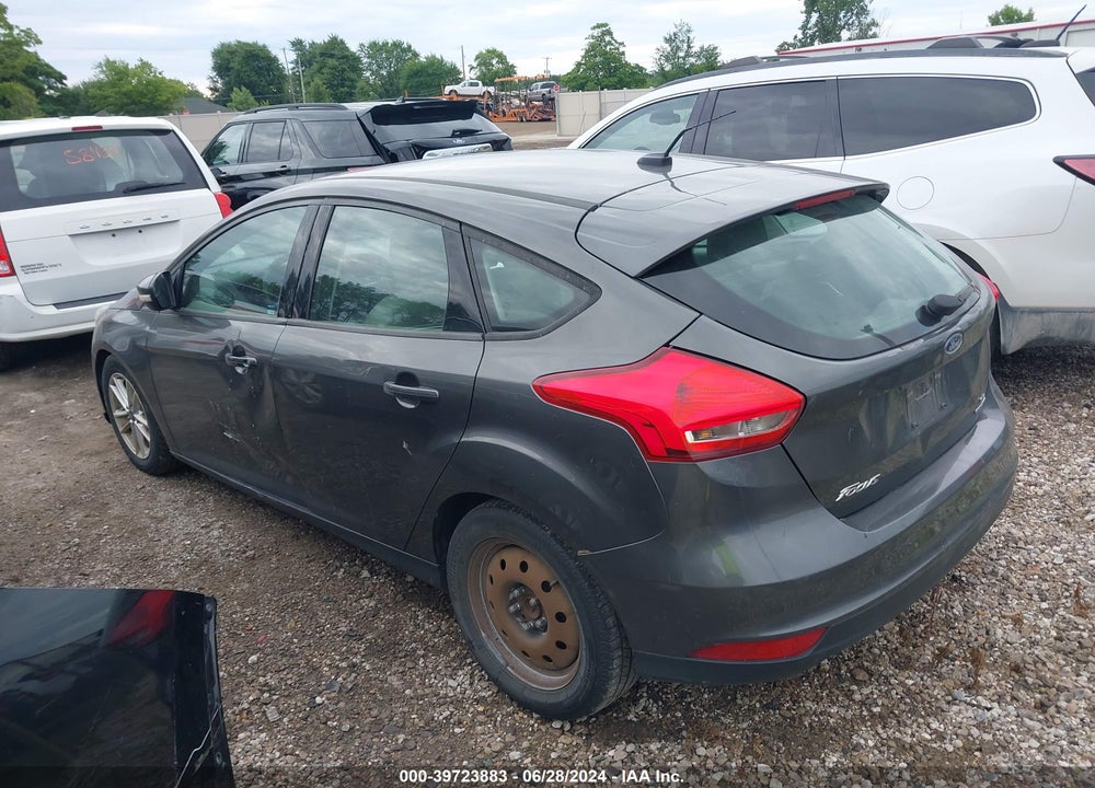 2015 FORD FOCUS SE VIN: 1FADP3K25FL357457