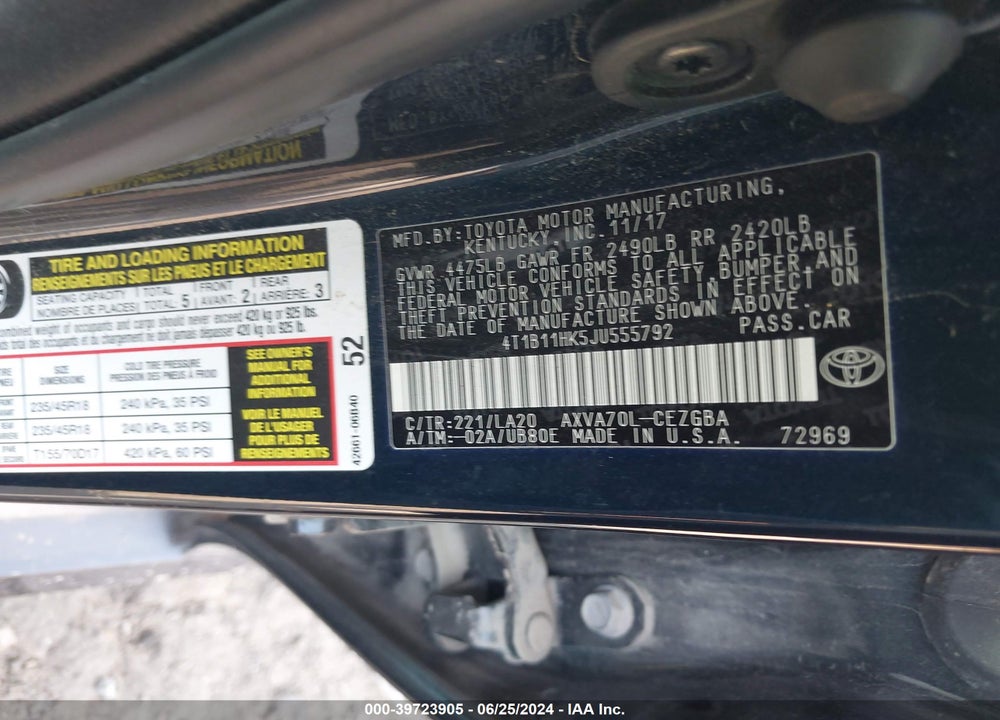 2018 TOYOTA CAMRY XLE VIN: 4T1B11HK5JU555792