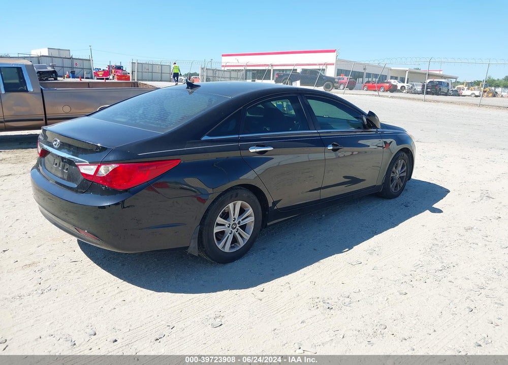 2013 HYUNDAI SONATA GLS VIN: 5NPEB4AC9DH558695