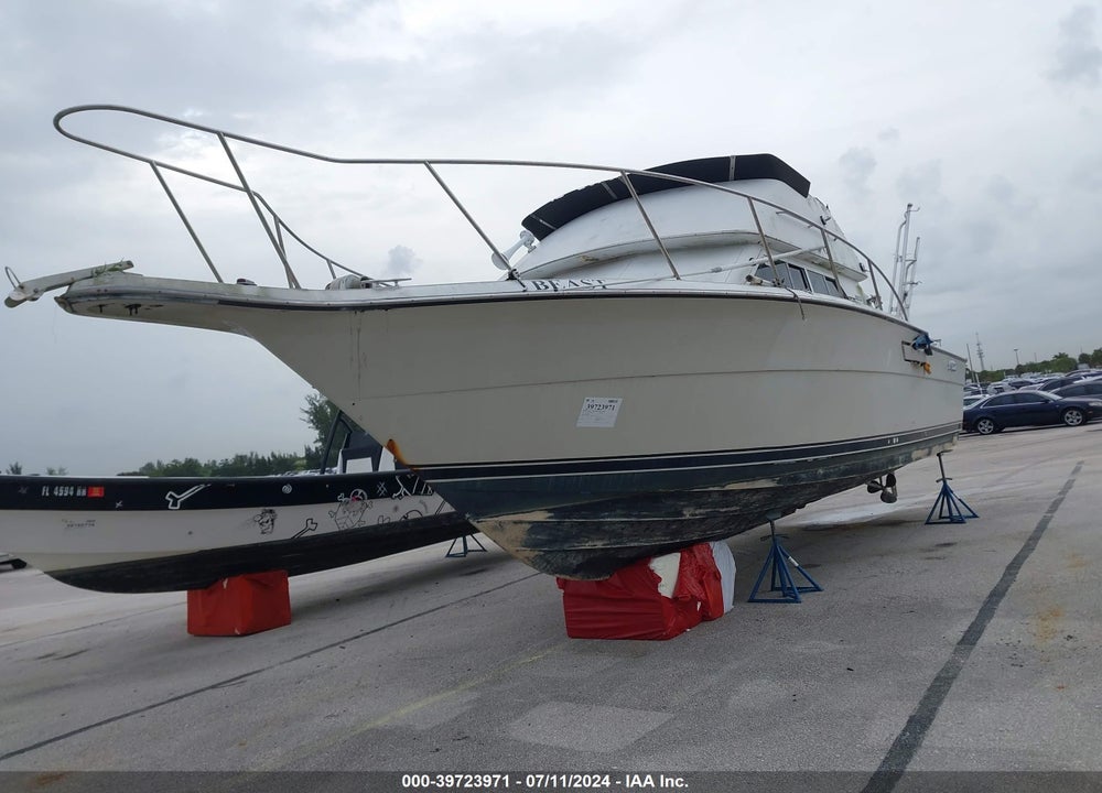 1987 TIARA YACHT OTHER VIN: SSUP3038H687