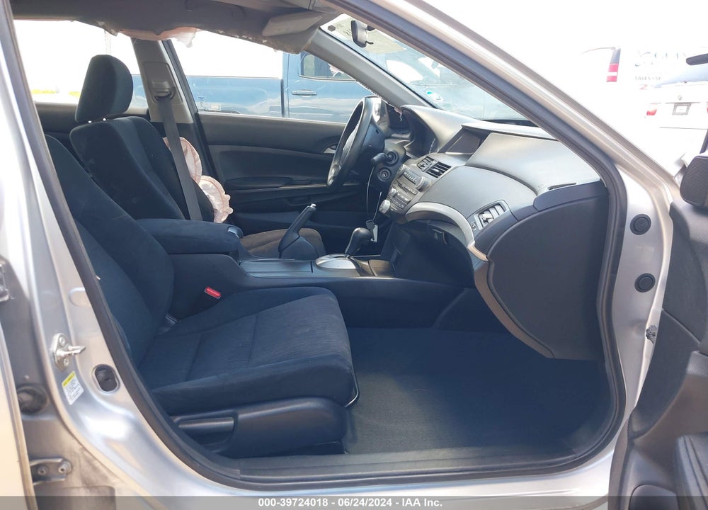 2012 HONDA ACCORD 2.4 LX VIN: 1HGCP2F32CA027917
