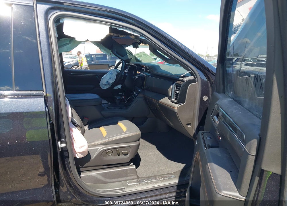 2024 GMC SIERRA 1500 AT4 VIN: 1GTUUEEL1RZ277318