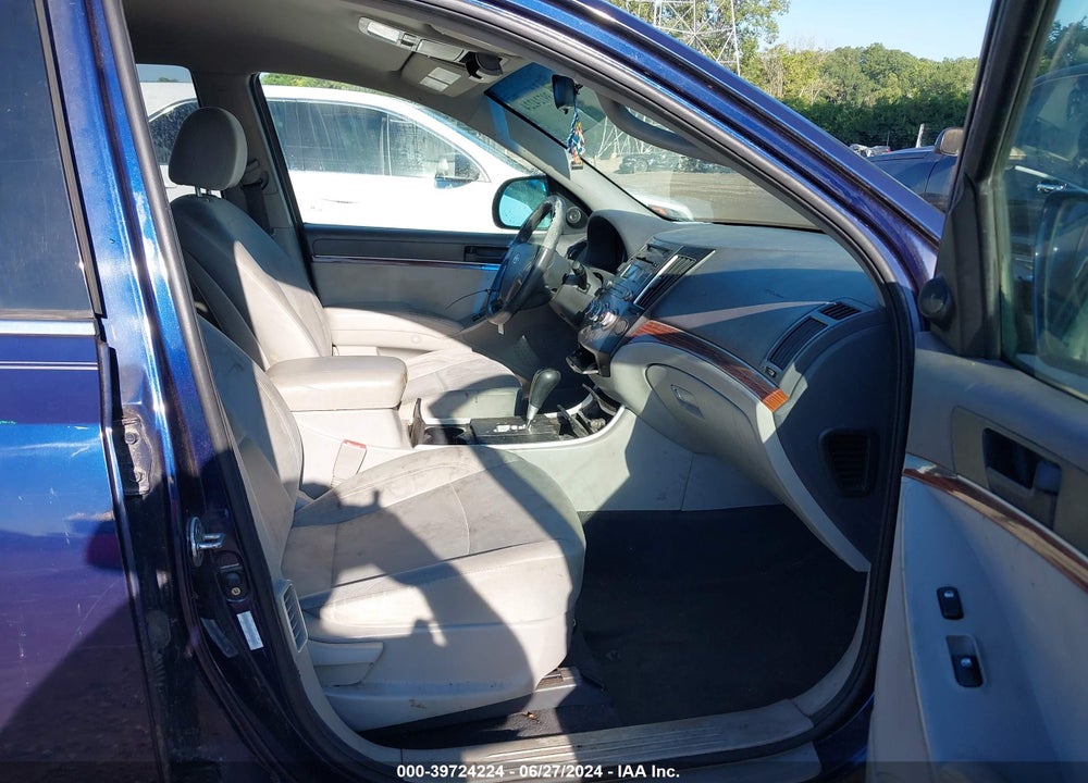 2011 HYUNDAI VERACRUZ GLS VIN: KM8NU4CC8BU142661