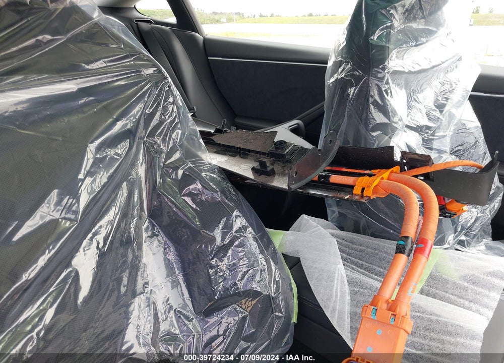 2024 TESLA MODEL 3 VIN: 5YJ3E1ET1RF785733