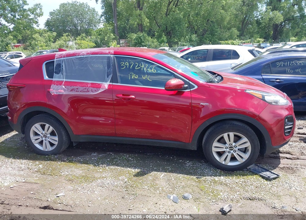 2018 KIA SPORTAGE LX VIN: KNDPMCAC6J7449589