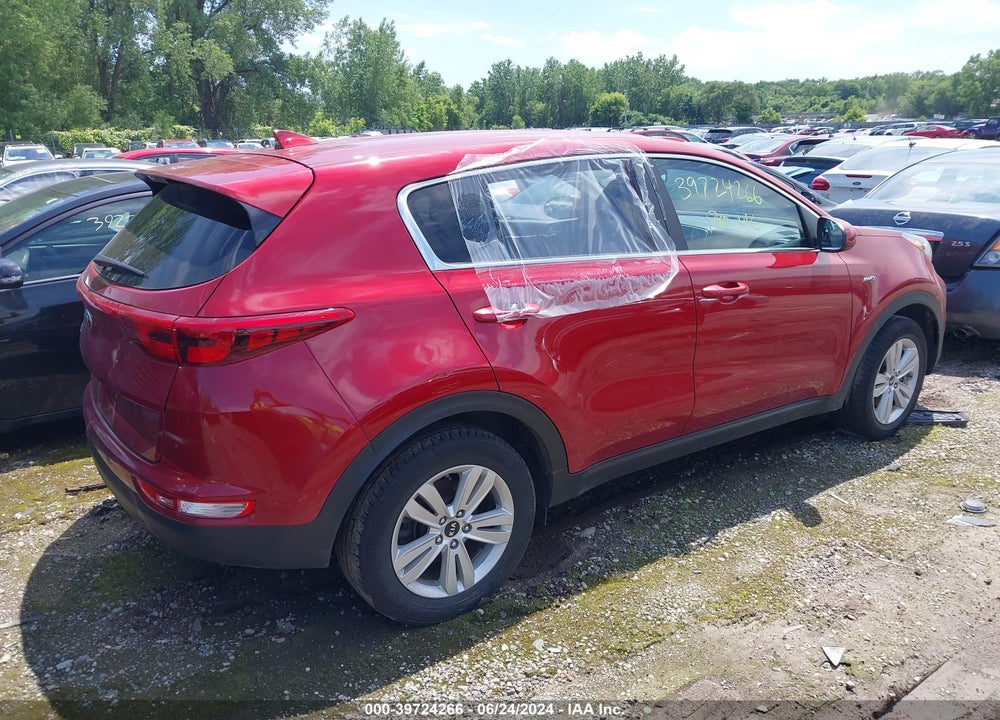 2018 KIA SPORTAGE LX VIN: KNDPMCAC6J7449589