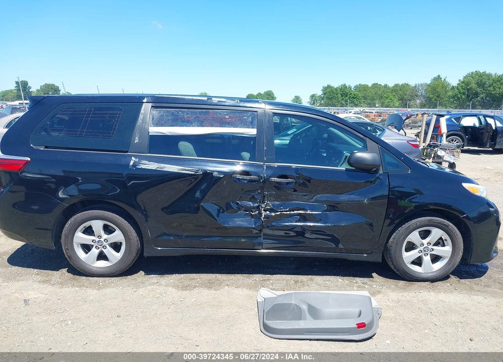 2018 TOYOTA SIENNA L 7 PASSENGER VIN: 5TDZZ3DC9JS946180
