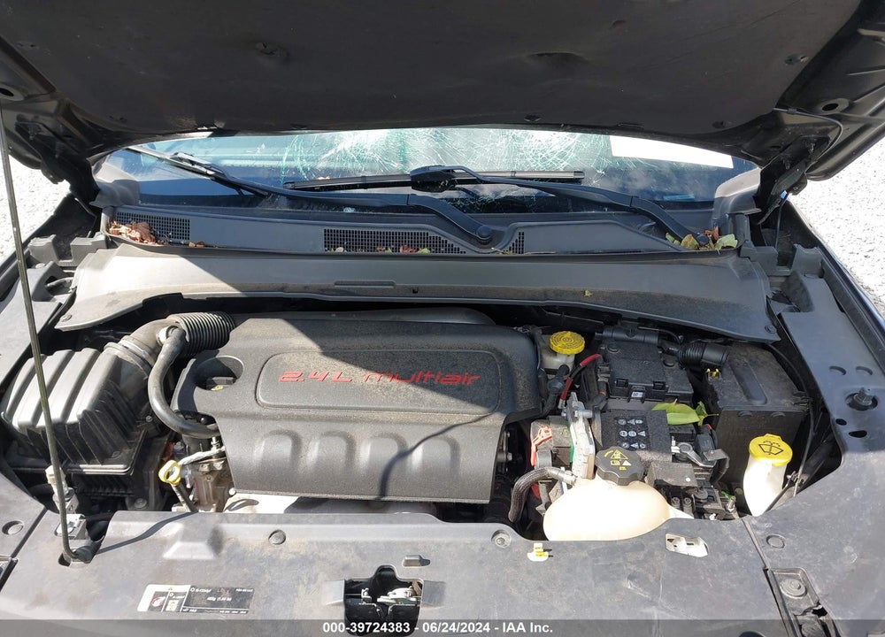 2018 JEEP COMPASS SUN AND WHEEL FWD VIN: 3C4NJCBB4JT460947