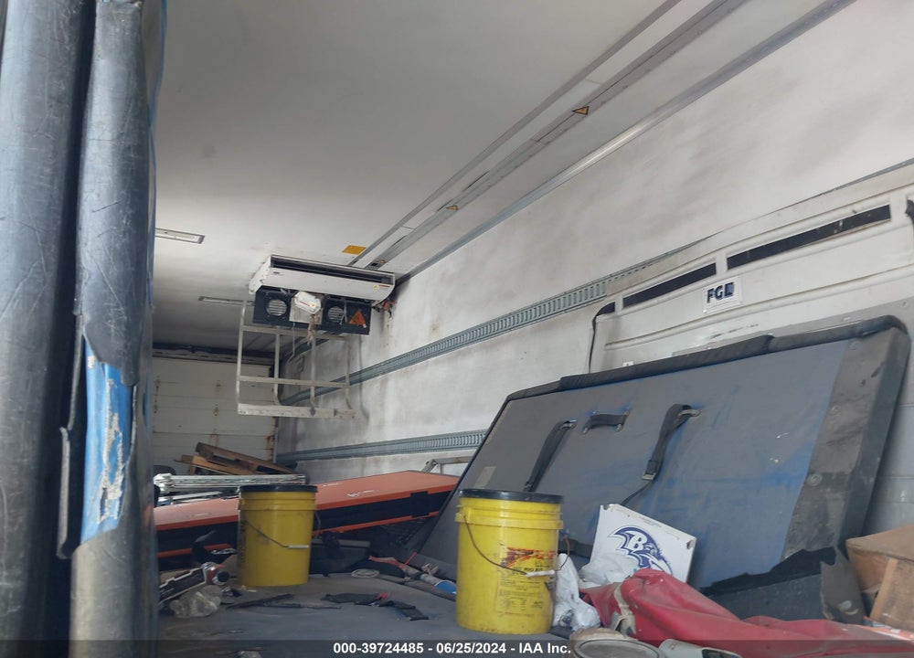 2015 UTILITY TRAILER MFG --- VIN: 1UYVS2362FM309404