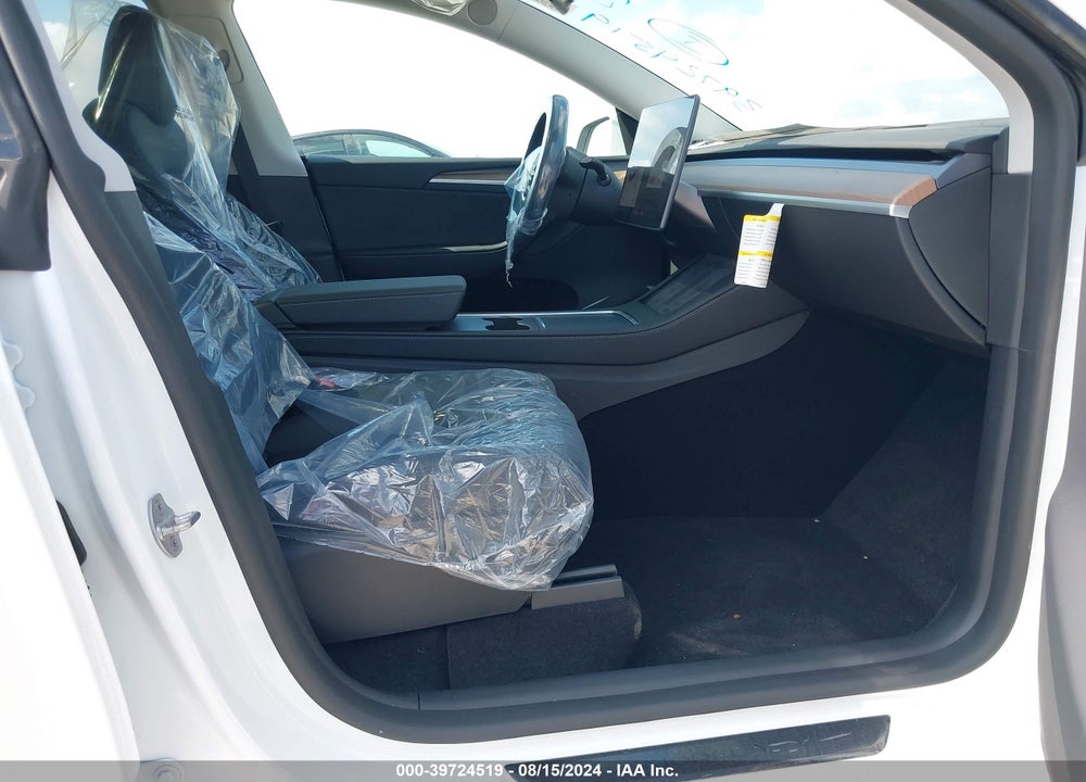 2024 TESLA MODEL Y PERFORMANCE DUAL MOTOR ALL-WHEEL DRIVE VIN: 7SAYGDEF1RA281842