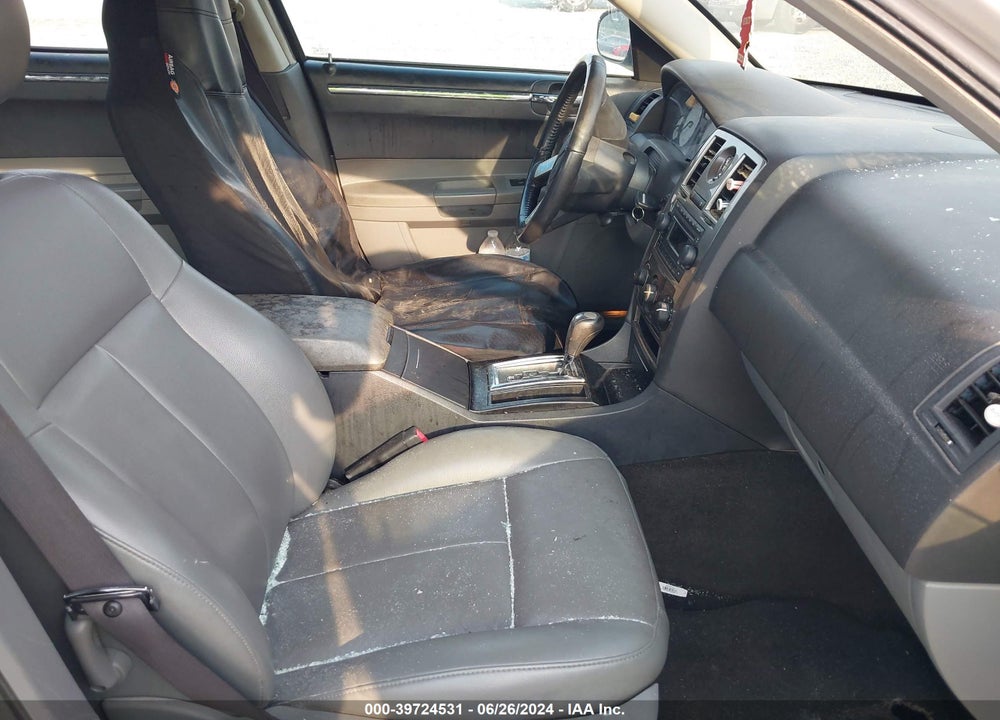 2005 CHRYSLER 300 VIN: 2C3JA53G45H649881