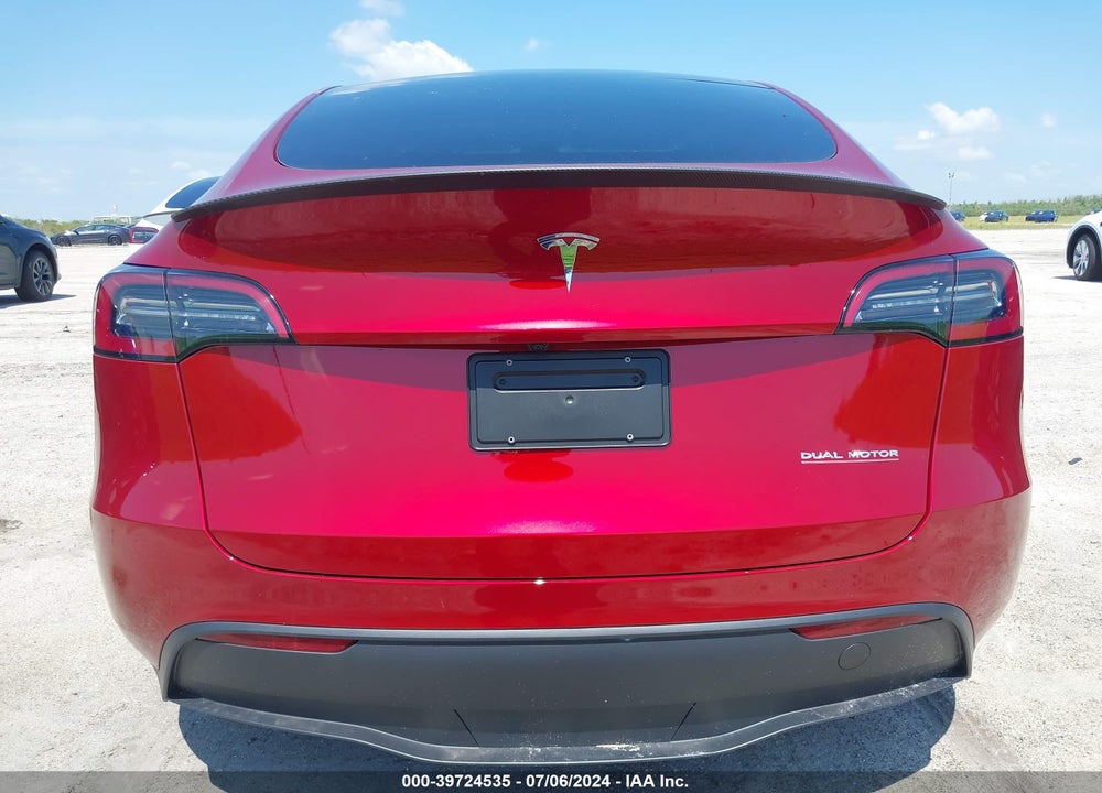 2024 TESLA MODEL Y PERFORMANCE DUAL MOTOR ALL-WHEEL DRIVE VIN: 7SAYGDEF2RA269862