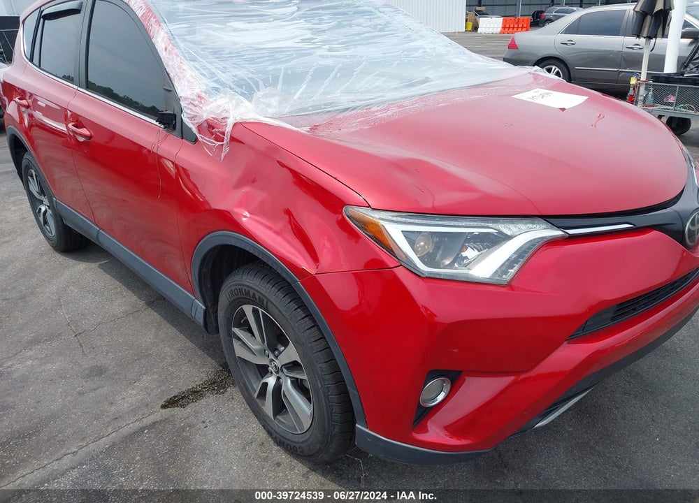2017 TOYOTA RAV4 XLE VIN: JTMWFREV4HJ147848