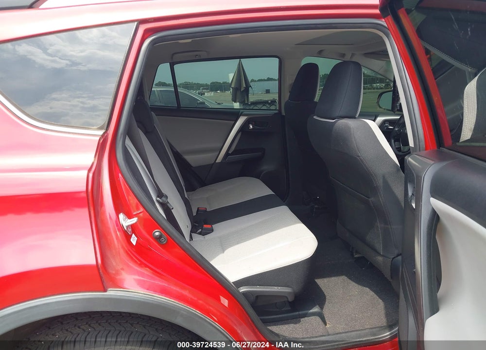 2017 TOYOTA RAV4 XLE VIN: JTMWFREV4HJ147848