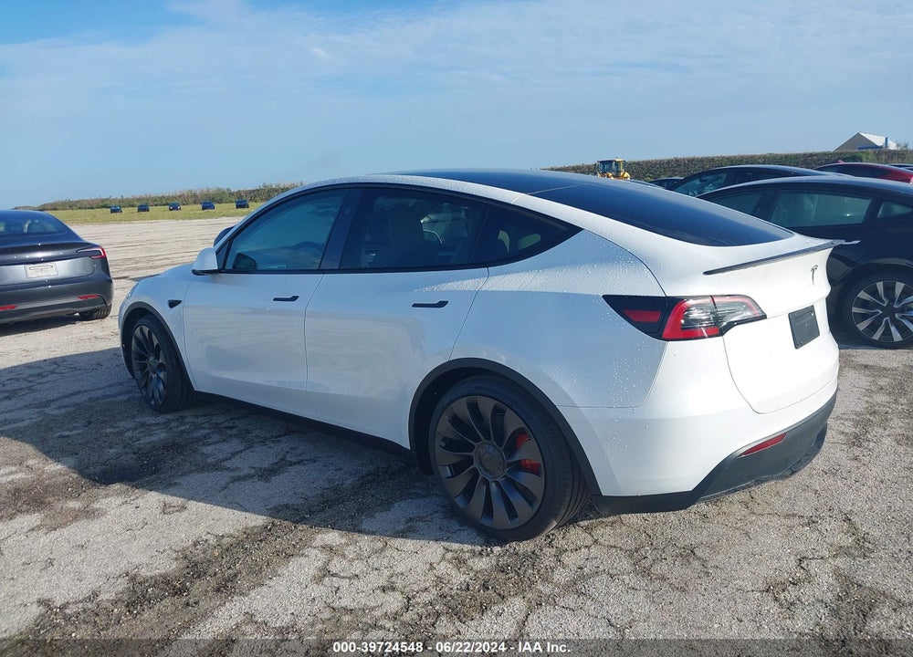 2024 TESLA MODEL Y PERFORMANCE DUAL MOTOR ALL-WHEEL DRIVE VIN: 7SAYGDEF2RA289139