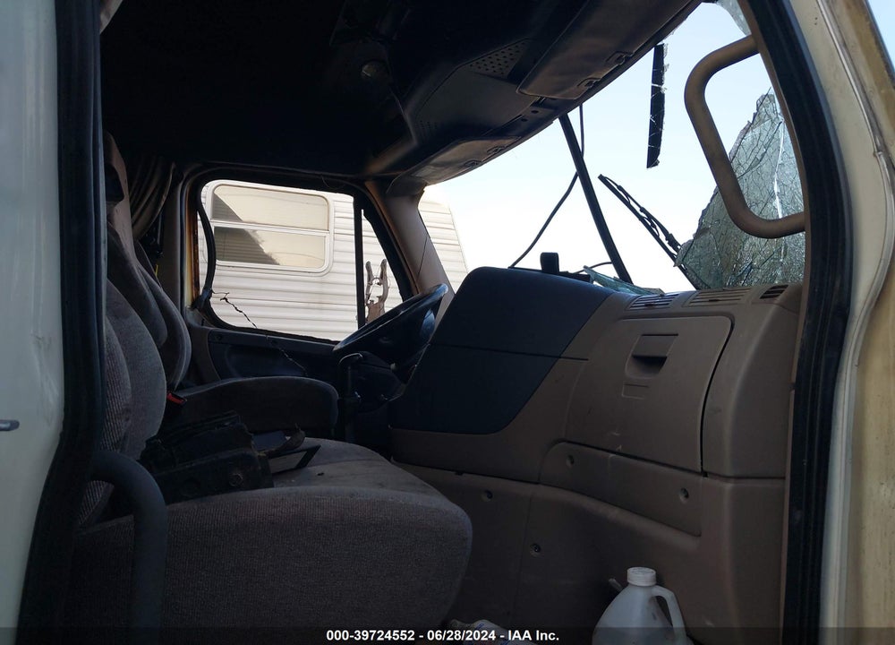2017 FREIGHTLINER CASCADIA 125 VIN: 3AKJGLDR9HSHV7418