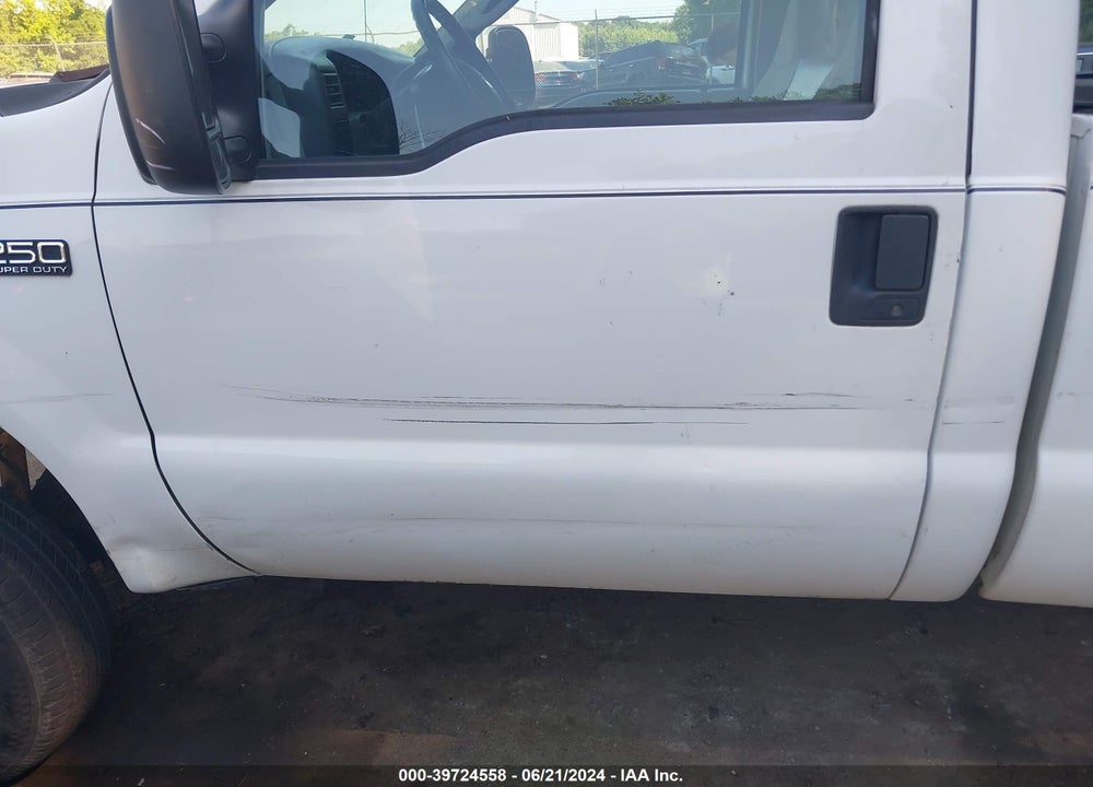 2004 FORD F-250 XL/XLT VIN: 1FTNF21L94EA79735