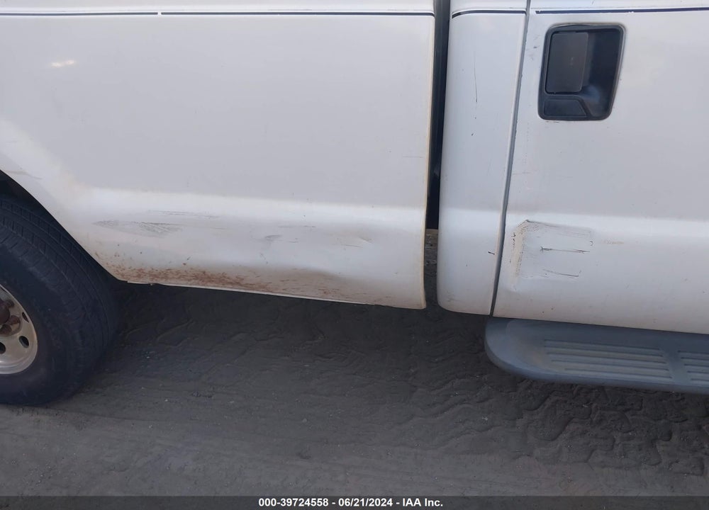 2004 FORD F-250 XL/XLT VIN: 1FTNF21L94EA79735