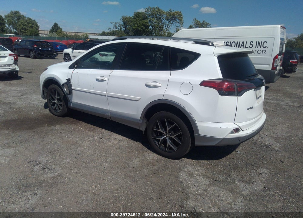 2017 TOYOTA RAV4 SE VIN: 2T3JFREV2HW606208
