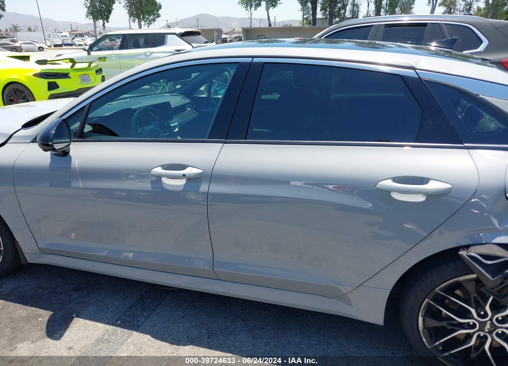 2024 KIA K5 GT VIN: 5XXG44J81RG254844