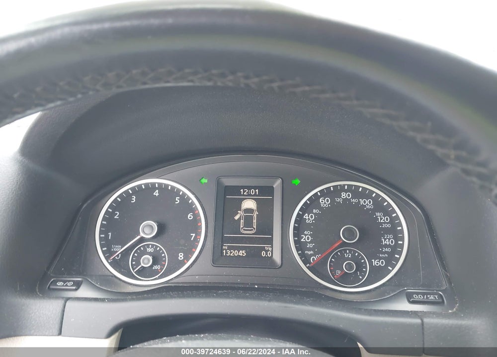 2016 VOLKSWAGEN TIGUAN S VIN: WVGAV7AX7GW603945