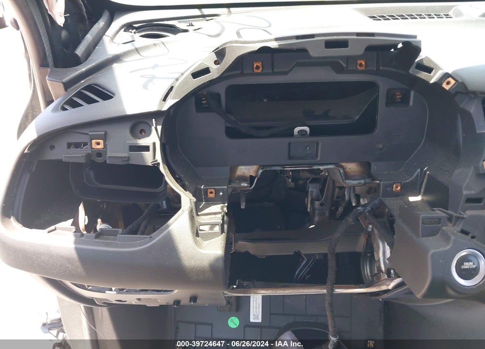 2018 CHEVROLET EQUINOX LT VIN: 3GNAXJEV3JS578184