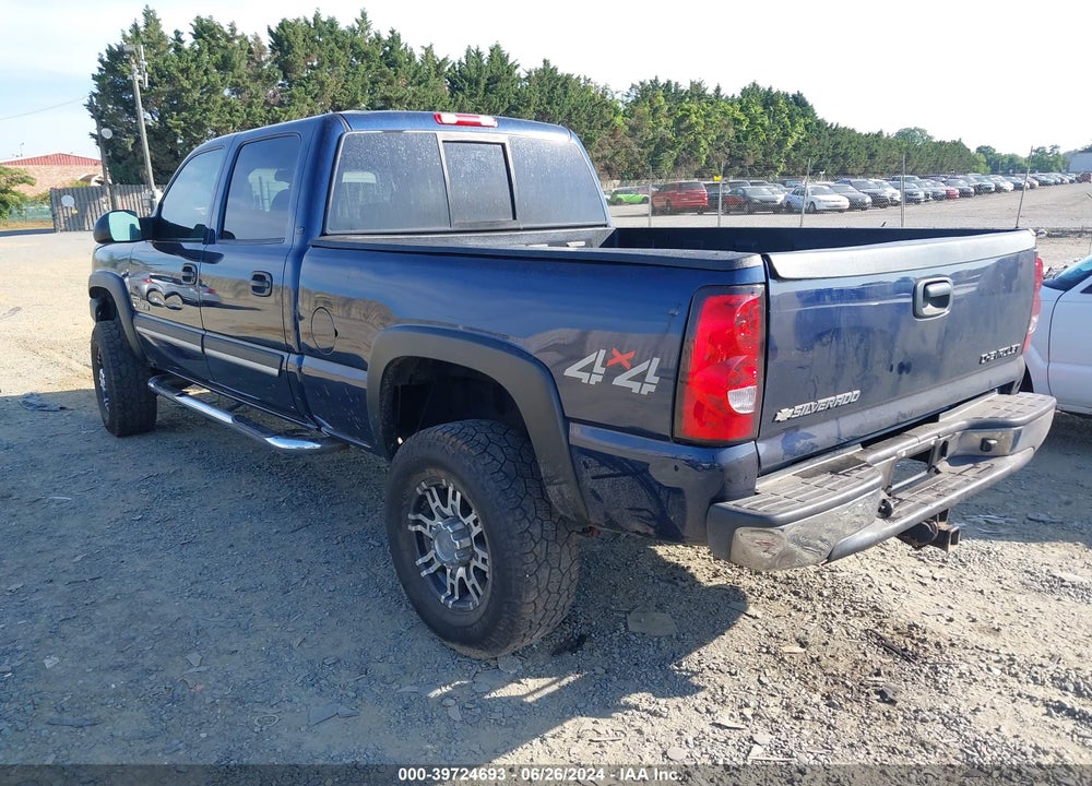 2005 CHEVROLET SILVERADO 2500HD LS VIN: 1GCHK23225F964254