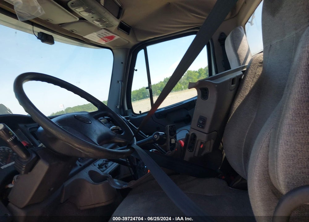 2014 FREIGHTLINER M2 112 MEDIUM DUTY VIN: 1FUJC5DV2EHFV0383