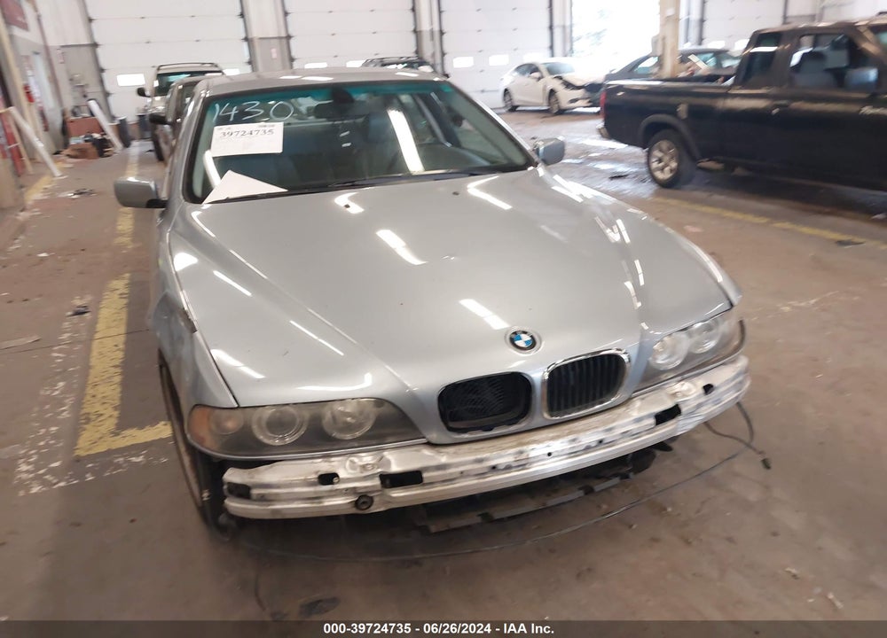 2003 BMW 530IA VIN: WBADT63413CK39390