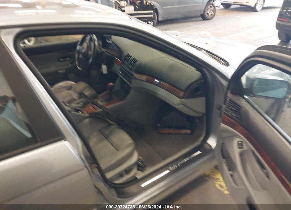 2003 BMW 530IA VIN: WBADT63413CK39390