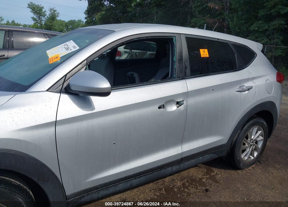 2017 HYUNDAI TUCSON SE VIN: KM8J23A4XHU469968