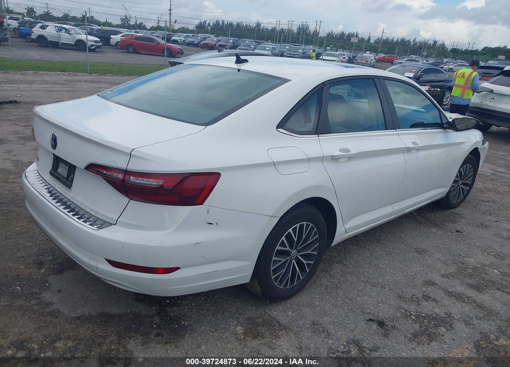 2020 VOLKSWAGEN JETTA 1.4T R-LINE/1.4T S/1.4T SE VIN: 3VWCB7BU2LM033418